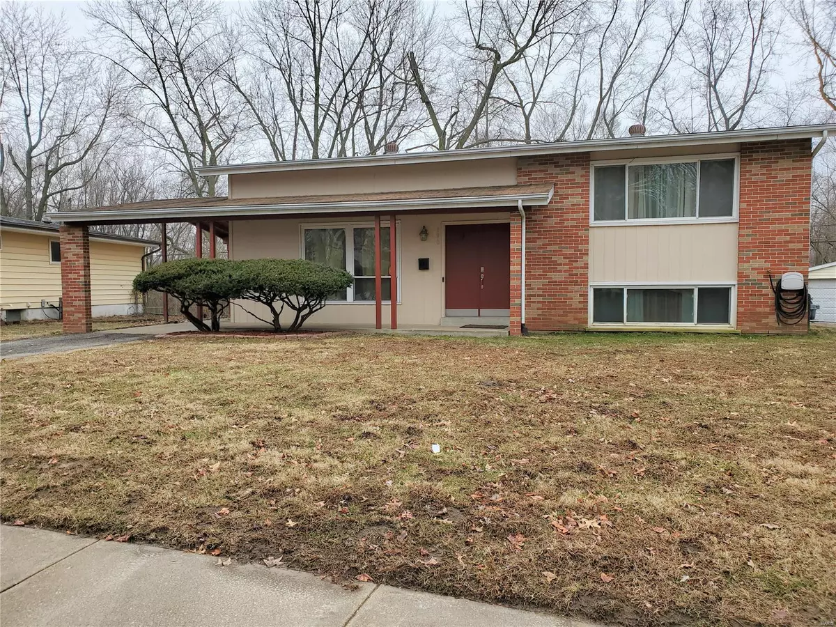 Florissant, MO 63031,190 Humes