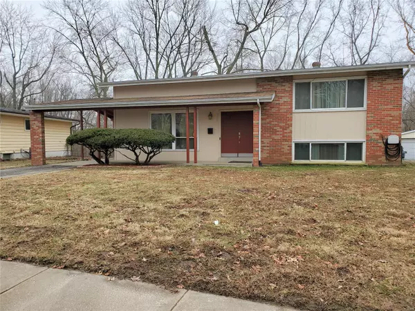 190 Humes, Florissant, MO 63031