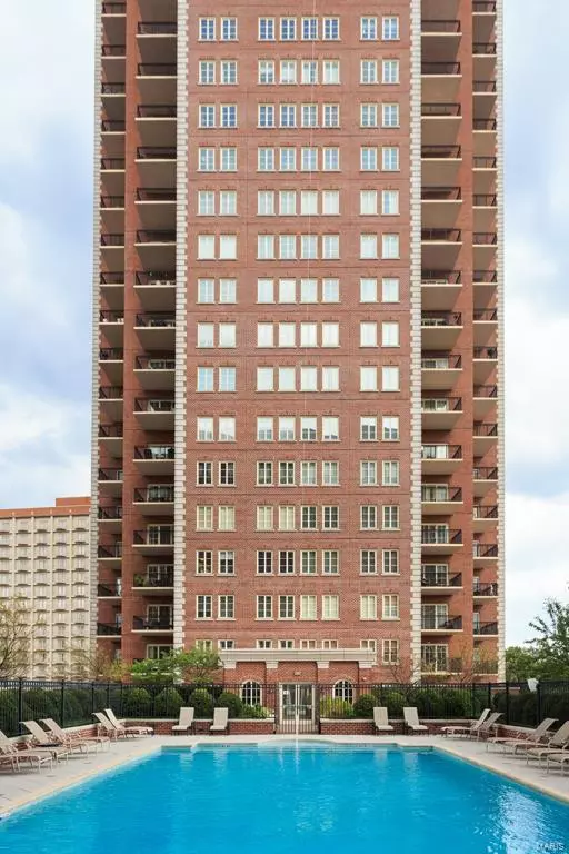 150 Carondelet Plaza #202, St Louis, MO 63105