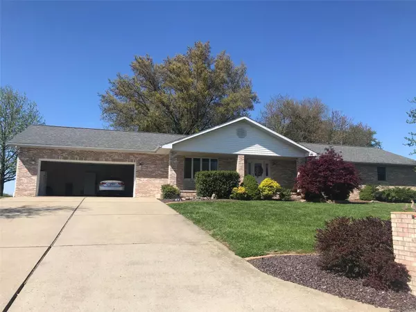 Carlyle, IL 62231,671 Deer Circle DR