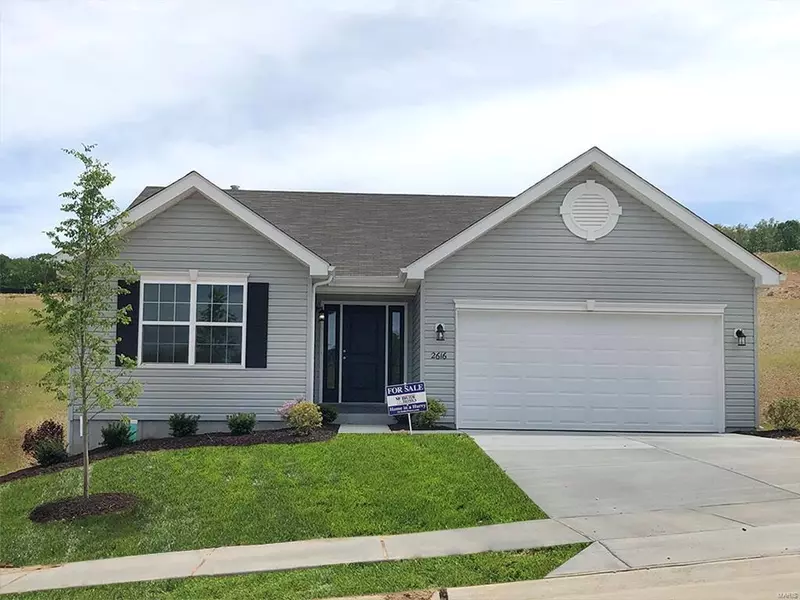 2616 Winding Valley DR, Fenton, MO 63026