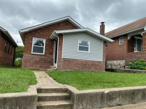 5746 Goodfellow, St Louis, MO 63136