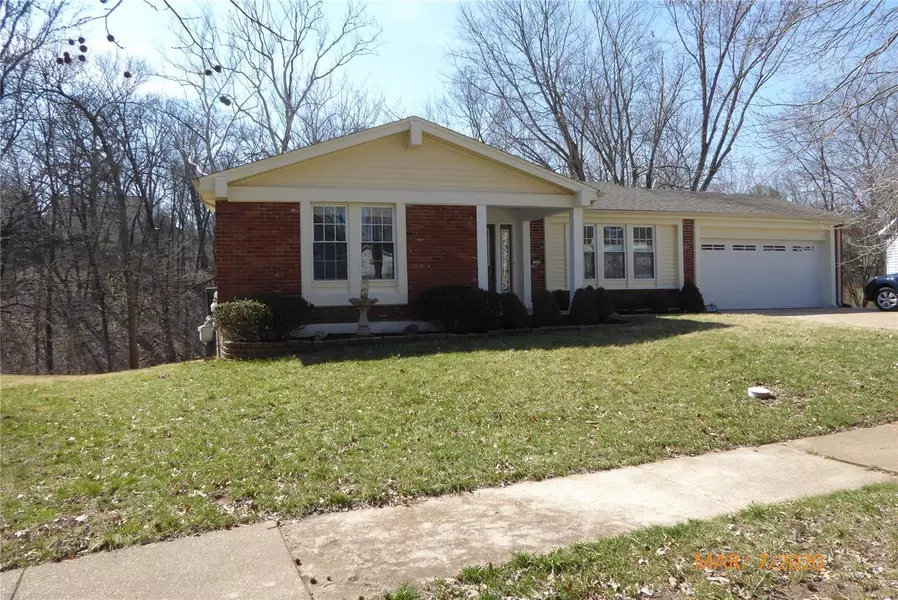 1293 Kennebec RD, Chesterfield, MO 63017