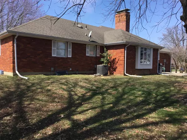 Montgomery City, MO 63361,117 Sharon DR