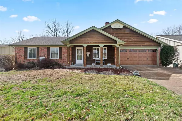 67 Crescent Hills DR, St Peters, MO 63376