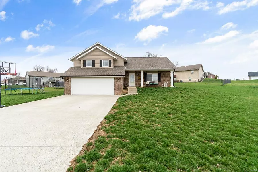 151 Shady Oaks, Jackson, MO 63755