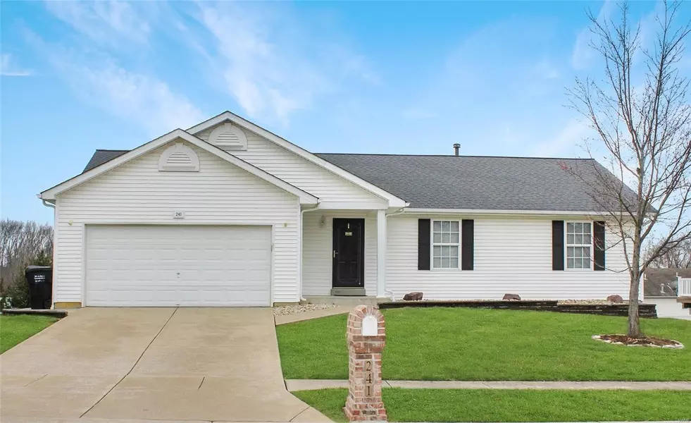 241 Split Rail DR, Wentzville, MO 63385