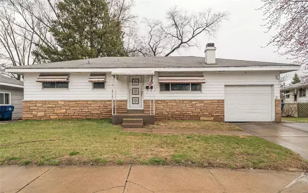 1690 Patterson, Florissant, MO 63031