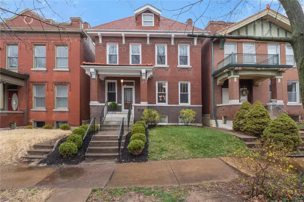 3849 Humphrey, St Louis, MO 63116