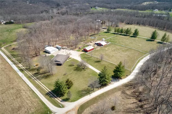 Warrenton, MO 63383,32386 Oakleaf LN