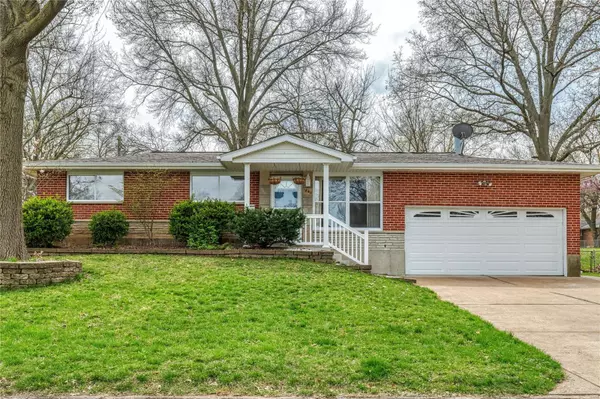 1840 Saint Joseph, Florissant, MO 63033