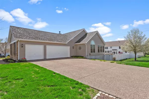 St Peters, MO 63376,1554 River Birch CT