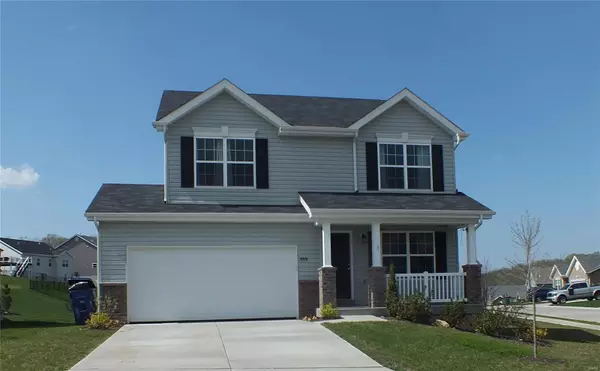 555 Winding Bluffs DR, Fenton, MO 63026