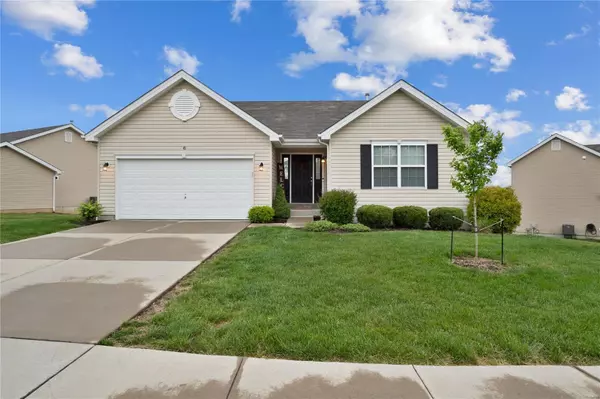 43 Wisdom CT, Lake St Louis, MO 63367