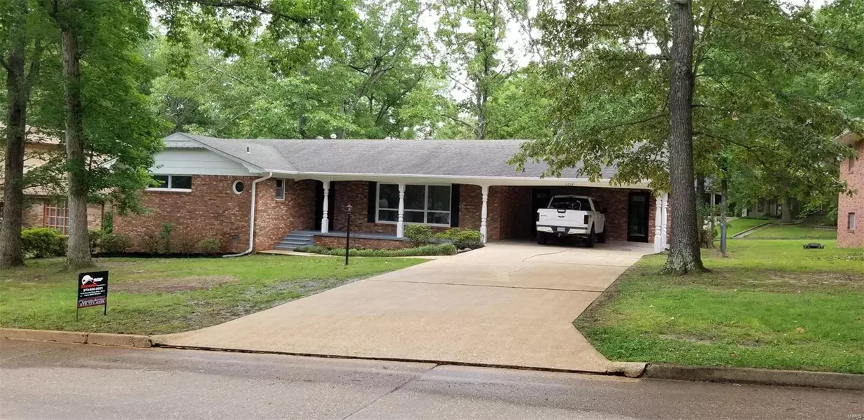 1714 Sunset, Poplar Bluff, MO 63901