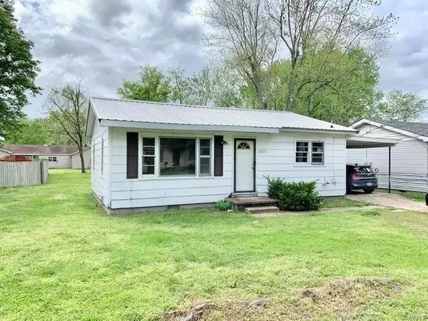 2009 Arkansas AVE, Poplar Bluff, MO 63901