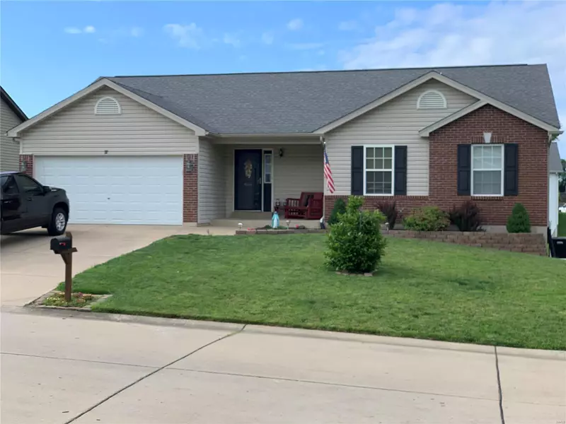 32 Saint Kathleen CT, Troy, MO 63379