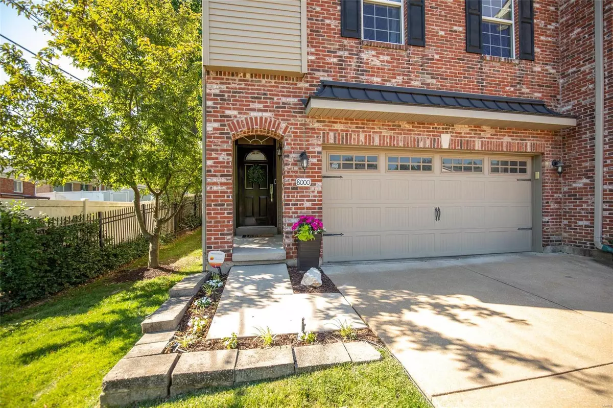 University City, MO 63130,8000 Presidio CT