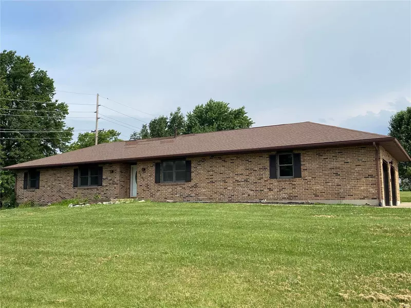 3450 Deerfield, Hannibal, MO 63401