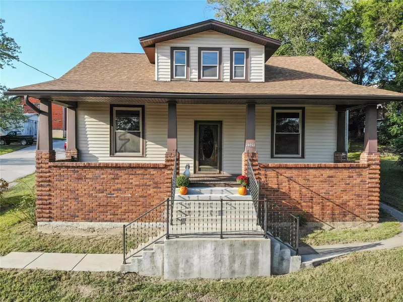 5509 Walnut St., Augusta, MO 63332