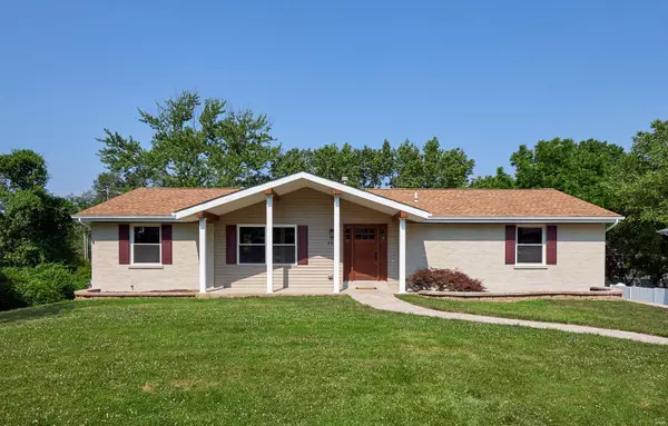 Ballwin, MO 63011,246 Cedar Trail DR