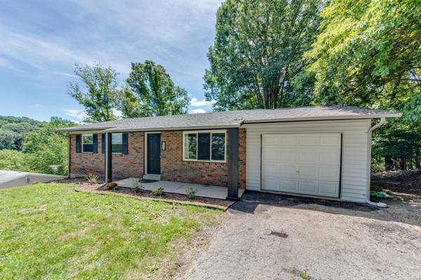 5716 Keith DR, High Ridge, MO 63049