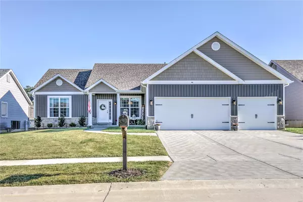 902 Mule Creek DR, Wentzville, MO 63385