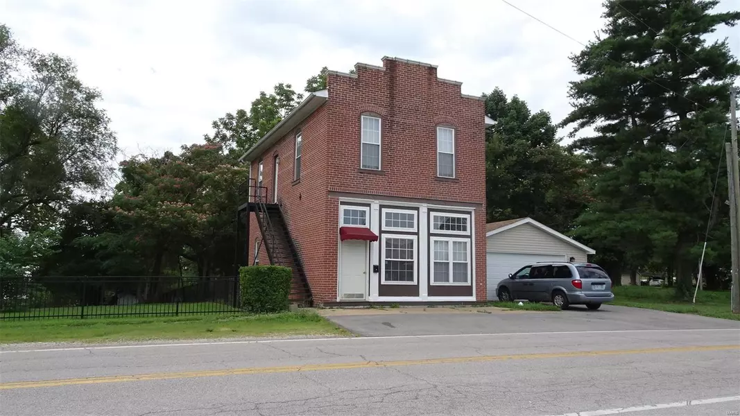 322 Main, Leslie, MO 63056