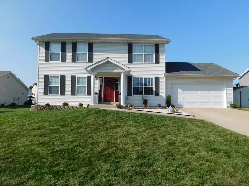 15 Tucker CT, Winfield, MO 63389