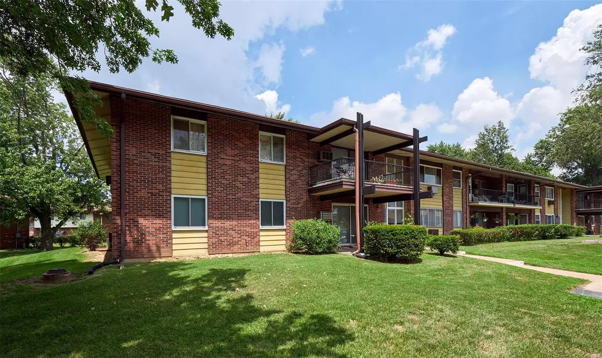 Hazelwood, MO 63042,8755 Sieloff #G