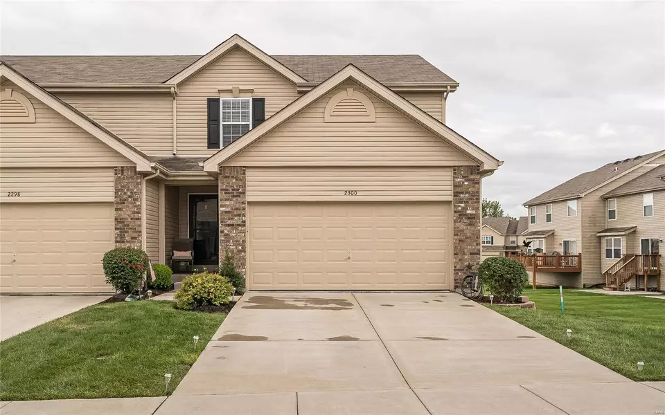 2300 Bay Tree DR, St Peters, MO 63376