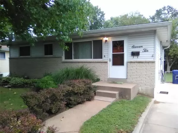 1110 Clark, Florissant, MO 63031