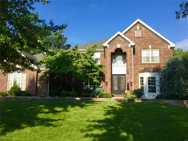 5 Muirkirk, Lake St Louis, MO 63367