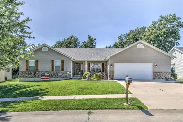 653 Big Bend DR, Wentzville, MO 63385