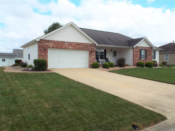 51 Rosewood, Aviston, IL 62216