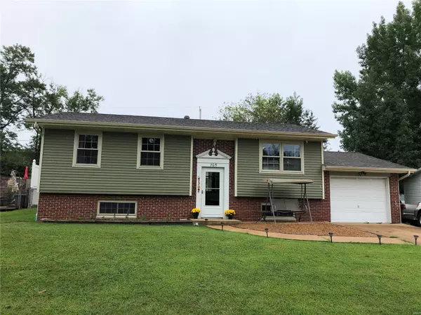 Pevely, MO 63070,705 Chuck Dr