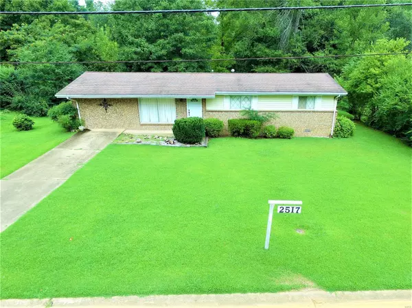 2517 Clearmont, Poplar Bluff, MO 63901