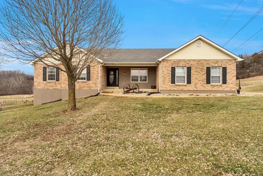 6707 Bridle Trail LN, High Ridge, MO 63049