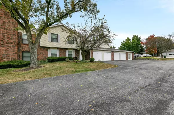 1041 Windstream, St Peters, MO 63376