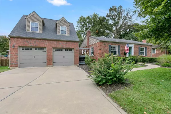 2516 Remington LN, St Louis, MO 63144