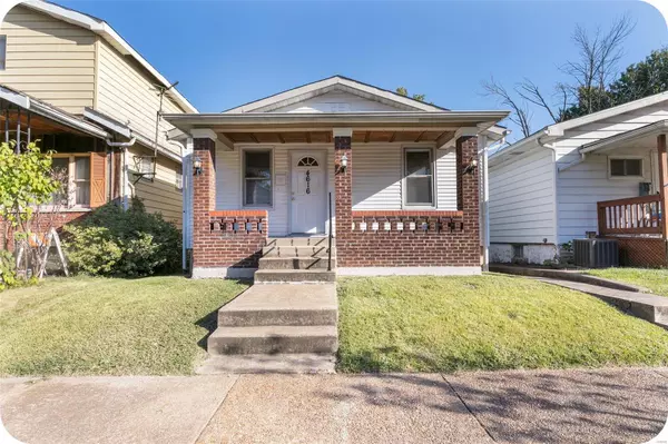 4616 Ray AVE, St Louis, MO 63116