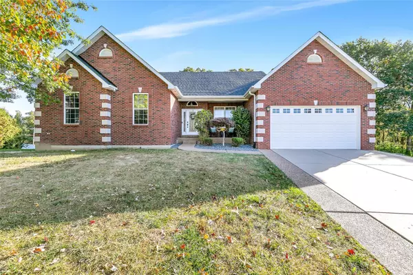 3709 Bear Creek Bluff, Wentzville, MO 63385