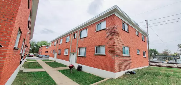 801 W Courtois ST, St Louis, MO 63111