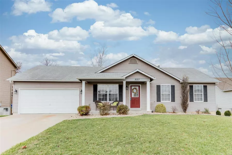 327 Aspen Creek DR, Wentzville, MO 63385