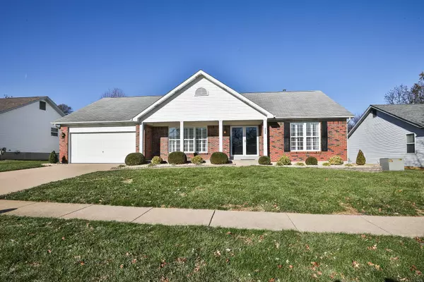 St Peters, MO 63376,3728 Silver Ridge DR