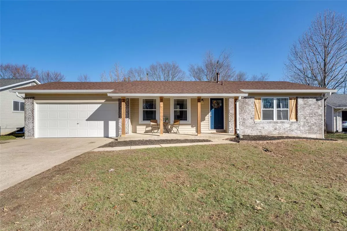 St Peters, MO 63376,17 Countrywood DR