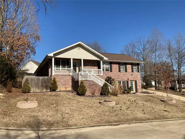 2566 Brownwood Court, Poplar Bluff, MO 63901