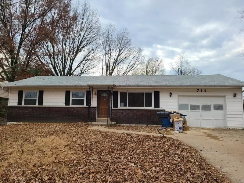 714 Undercliff, Hazelwood, MO 63042