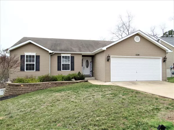 1220 New Harvest CT, Fenton, MO 63026