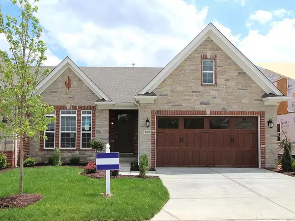 1331 Spring Snow DR, Frontenac, MO 63131